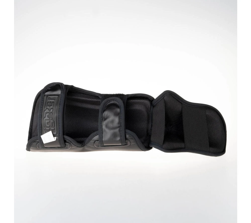 Fighter Shinguards Thai Ergo - Black, FSG-004BR 6 Fighter Shinguards Thai Ergo - Black, FSG-004BR
