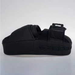 TRAINING Fighter Focus Mitts - Black/neon Yellow