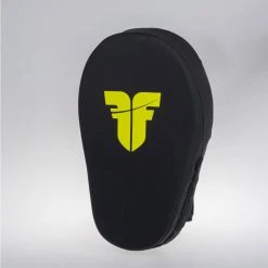 TRAINING Fighter Focus Mitts - Black/neon Yellow